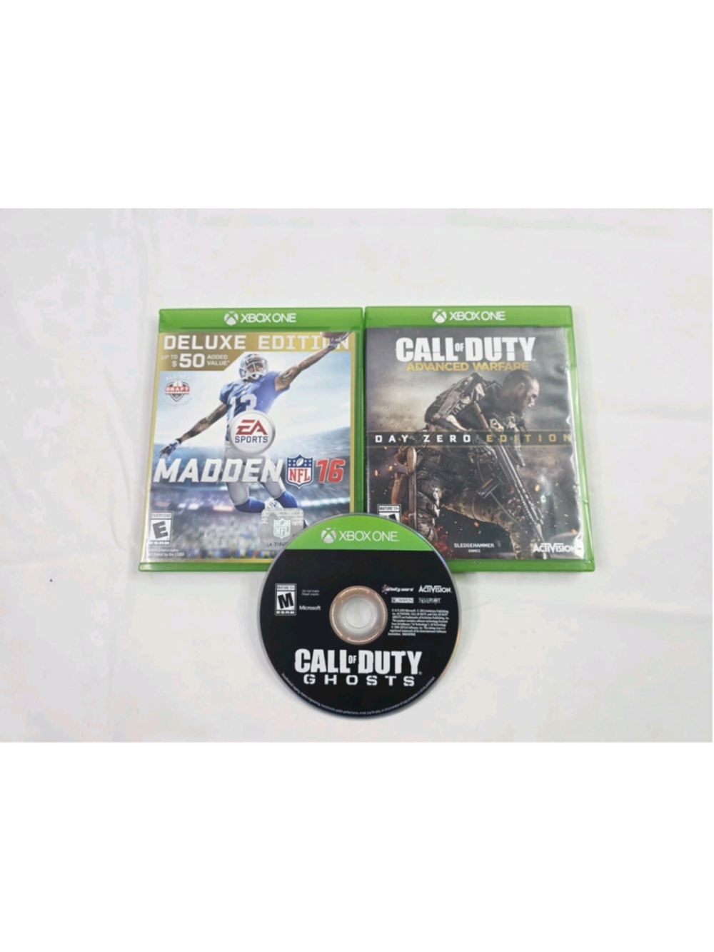 Lot Of 3 Xbox One Games Madden 16, Call Of Duty Ghost, Call Of Duty Advanced...